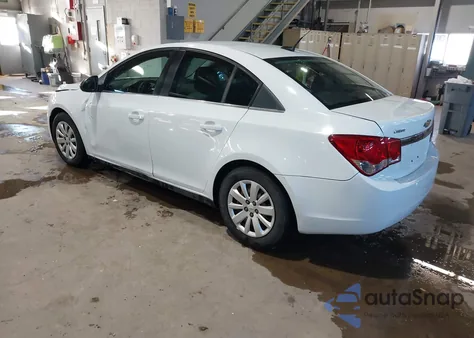 2011 Chevrolet Cruze Ls z USA, uszkodzony, nr VIN 1G1PC5SH1B7219574